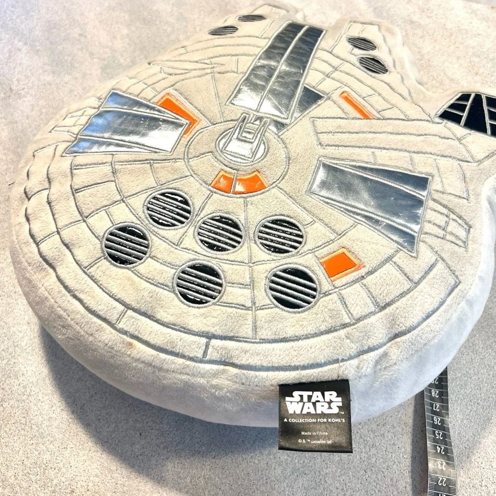 Star Wars,Millennium Falcon Decorative Pillow by Kohl's,Excellent Condition,Soft - Picture 6 of 7